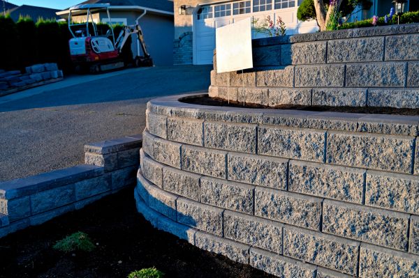 Stone Retaining Wall Repair in Livonia