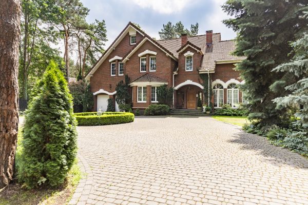Driveway Brick Repair in Livonia