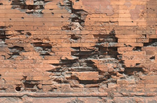 Damaged Brick Repair in Livonia